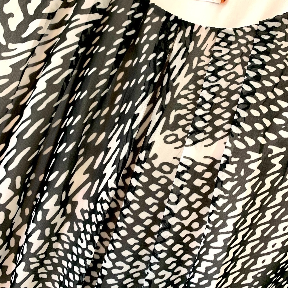 Calvin Klein - black & white abstract print - sleeveless maxi dress - Size 10 - Picture 2 of 3